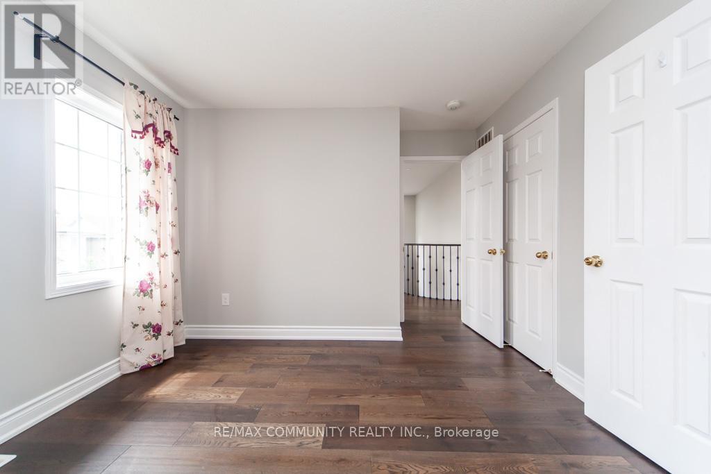 Photo 37 of 24 Raithby Crescent, Ajax ON