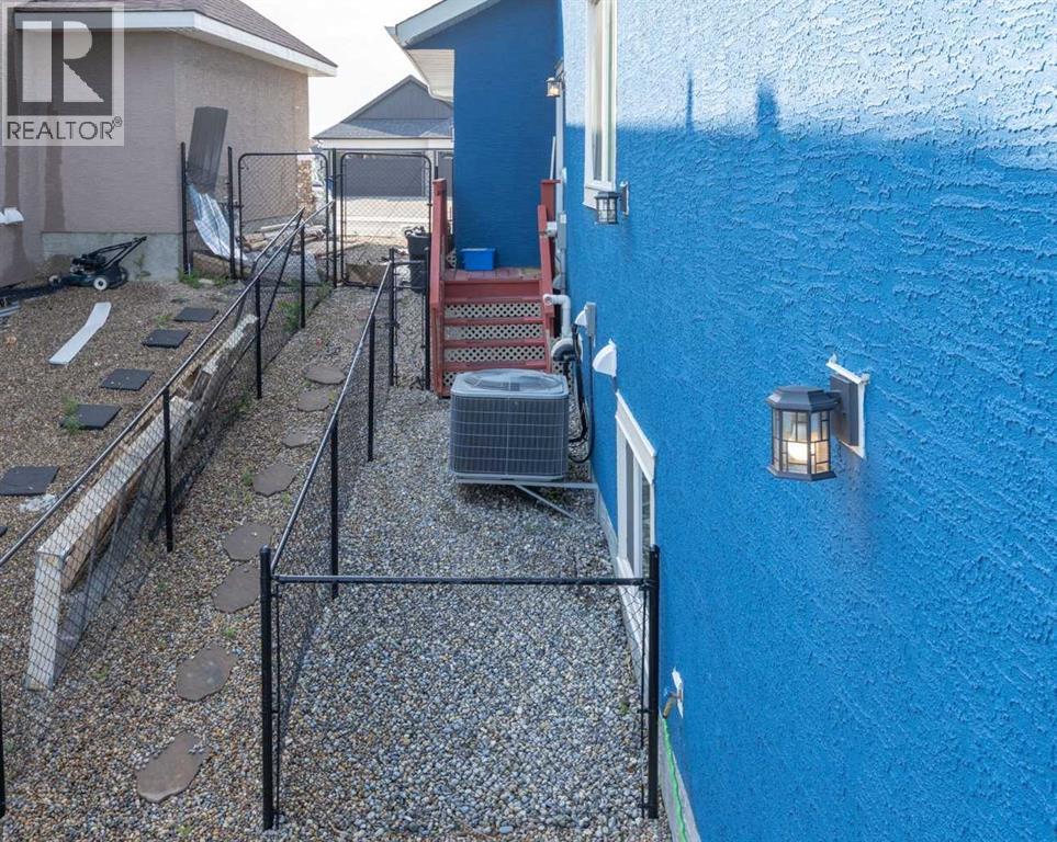 Photo 25 of 670 Muirfield Crescent, Lyalta AB