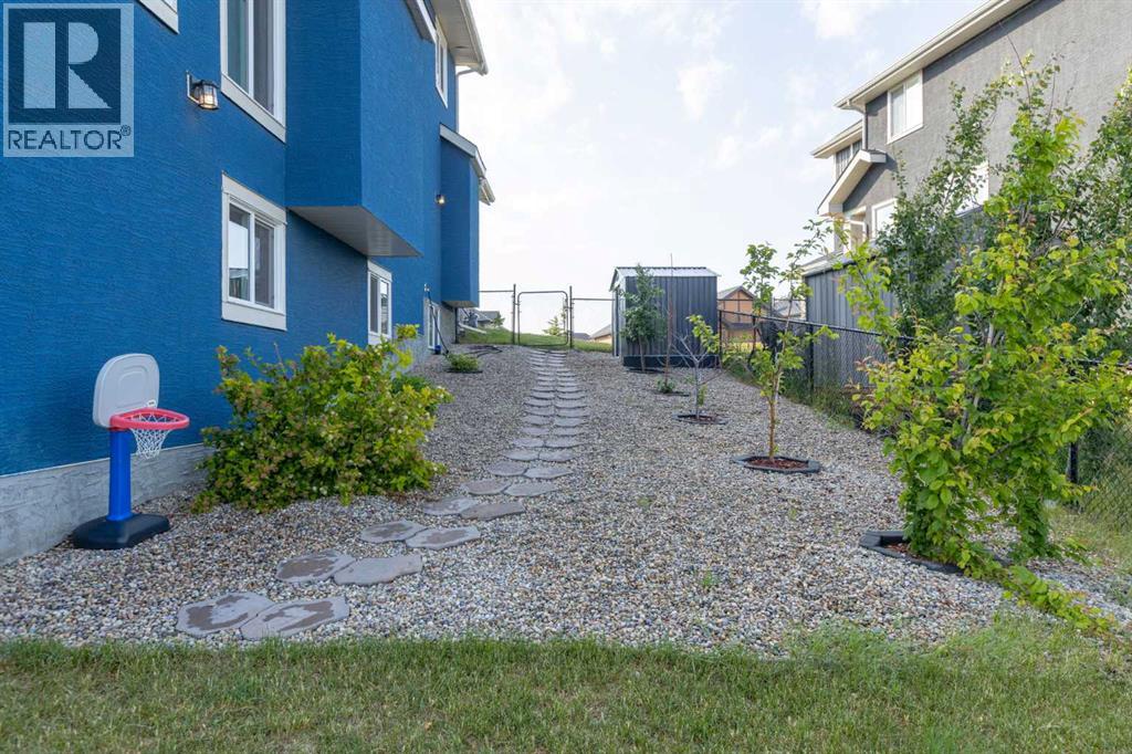 Photo 24 of 670 Muirfield Crescent, Lyalta AB