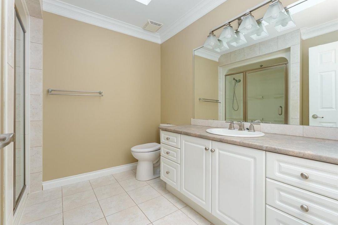 Photo 24 of 18935 57 Avenue, Surrey BC