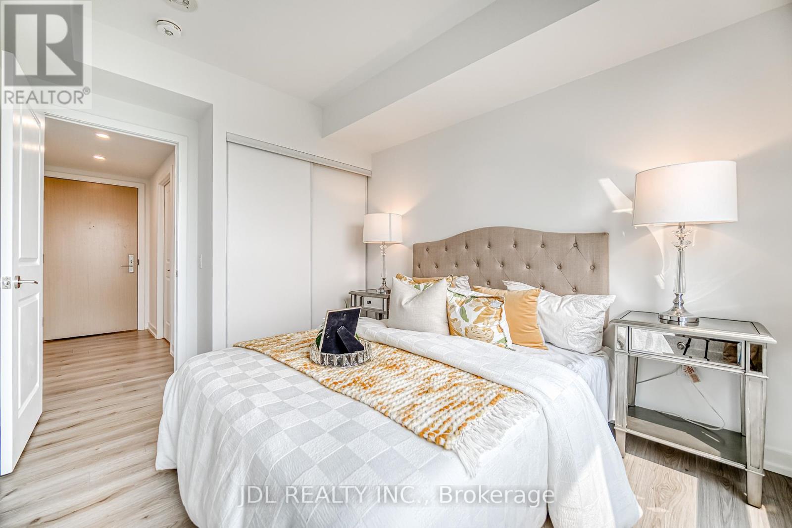 Photo 5 of 3910 395 Bloor Street E, Toronto ON