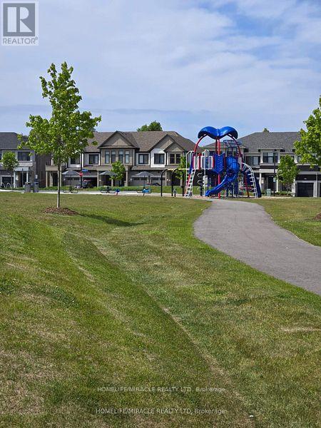 Photo 37 of 296 Okanagan Path, Oshawa ON