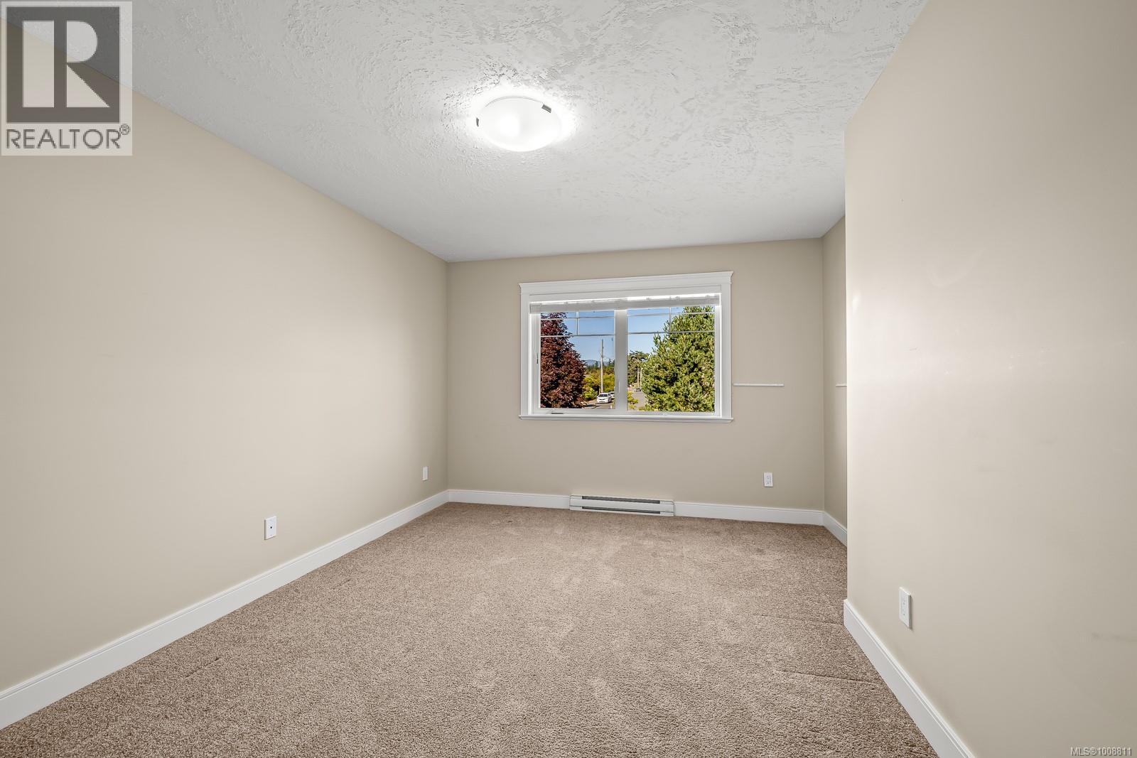 10 2030 Wallace Ave, Comox