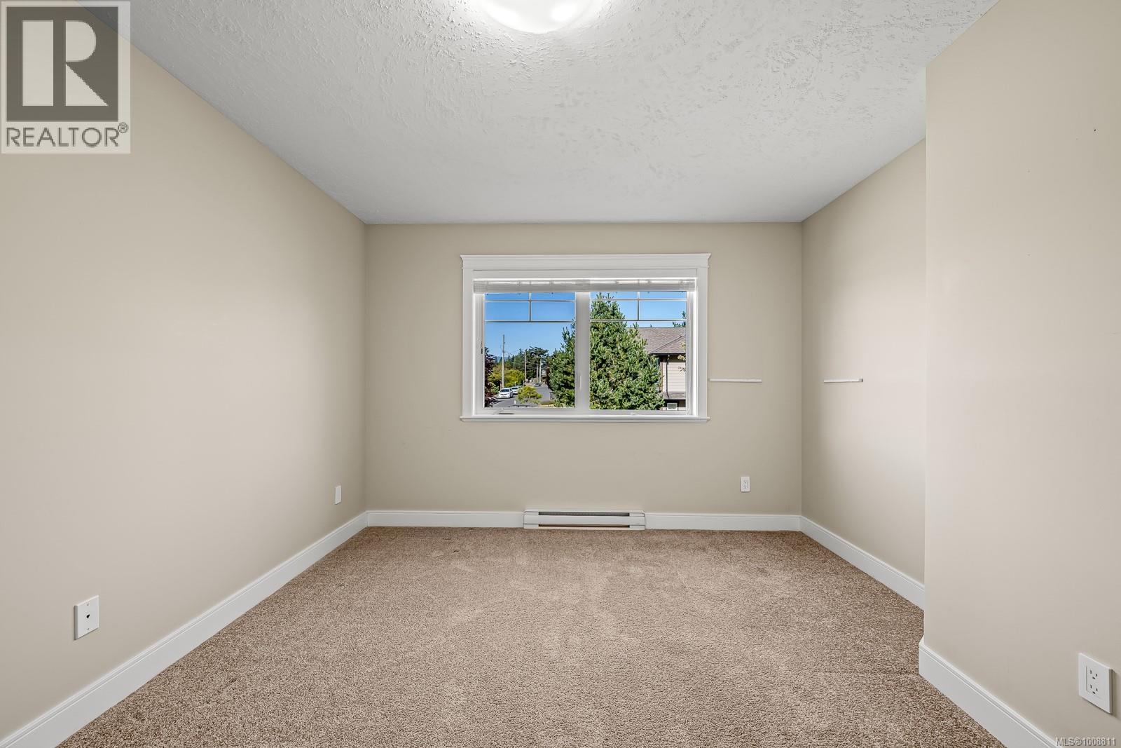 10 2030 Wallace Ave, Comox