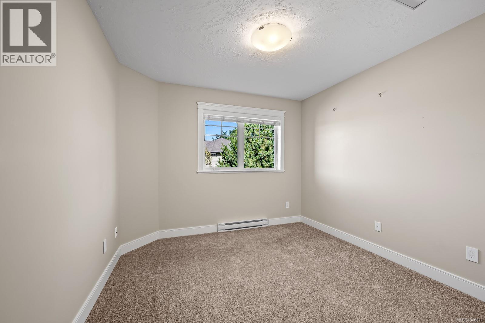 10 2030 Wallace Ave, Comox