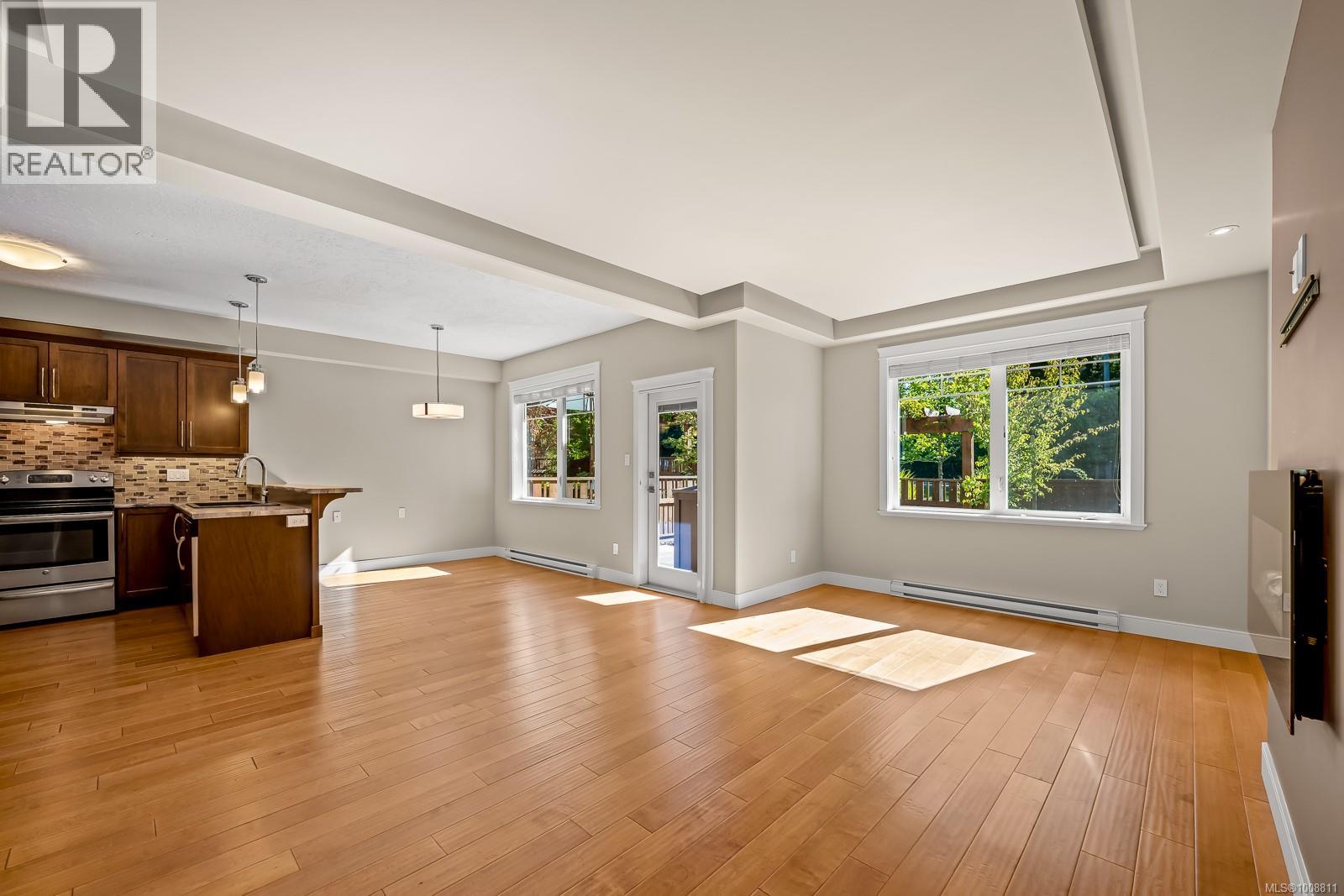 10 2030 Wallace Ave, Comox