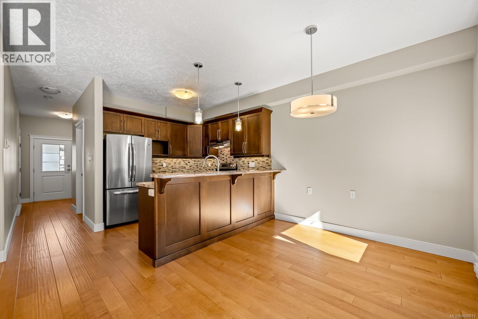 10 2030 Wallace Ave, Comox