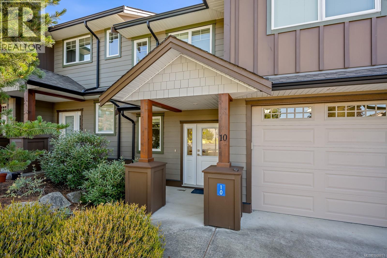 10 2030 Wallace Ave, Comox