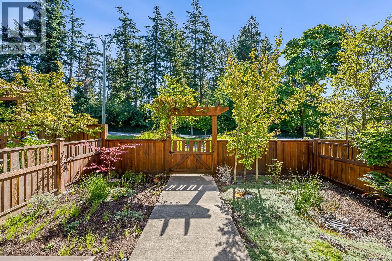 10 2030 Wallace Ave, Comox