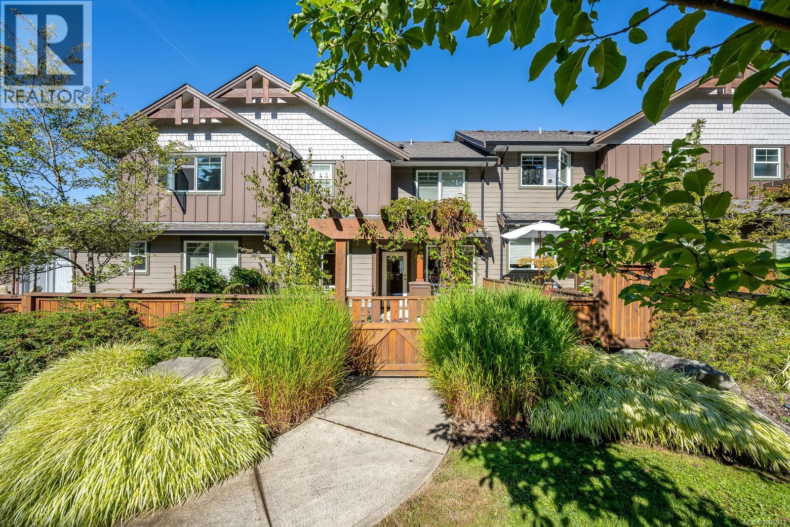 10 2030 Wallace Ave, Comox