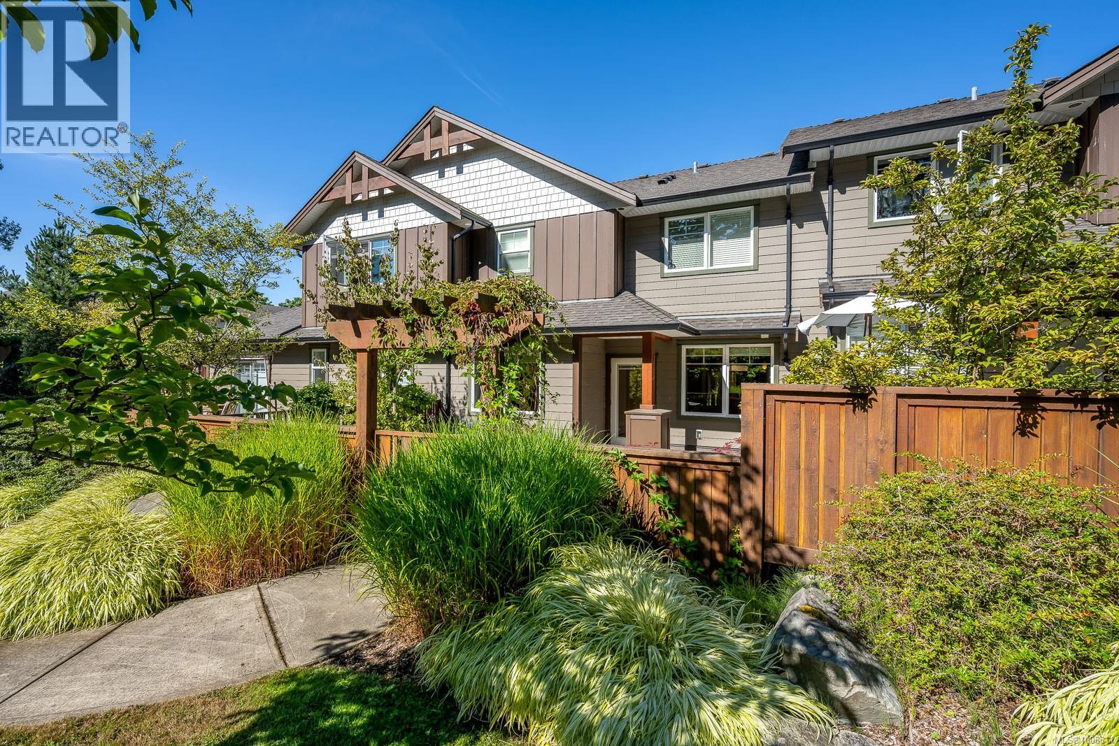 10 2030 Wallace Ave, Comox