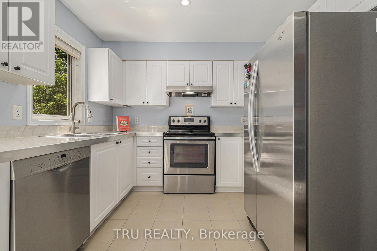 Photo 14 of 306 Gotham Private, Ottawa ON