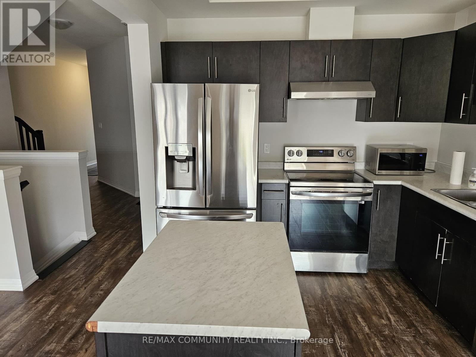 Photo 5 of 112 4552 Portage Parkway, Niagara Falls ON