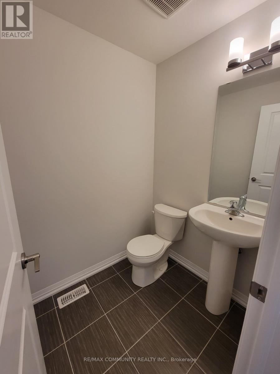 Photo 9 of 112 4552 Portage Parkway, Niagara Falls ON