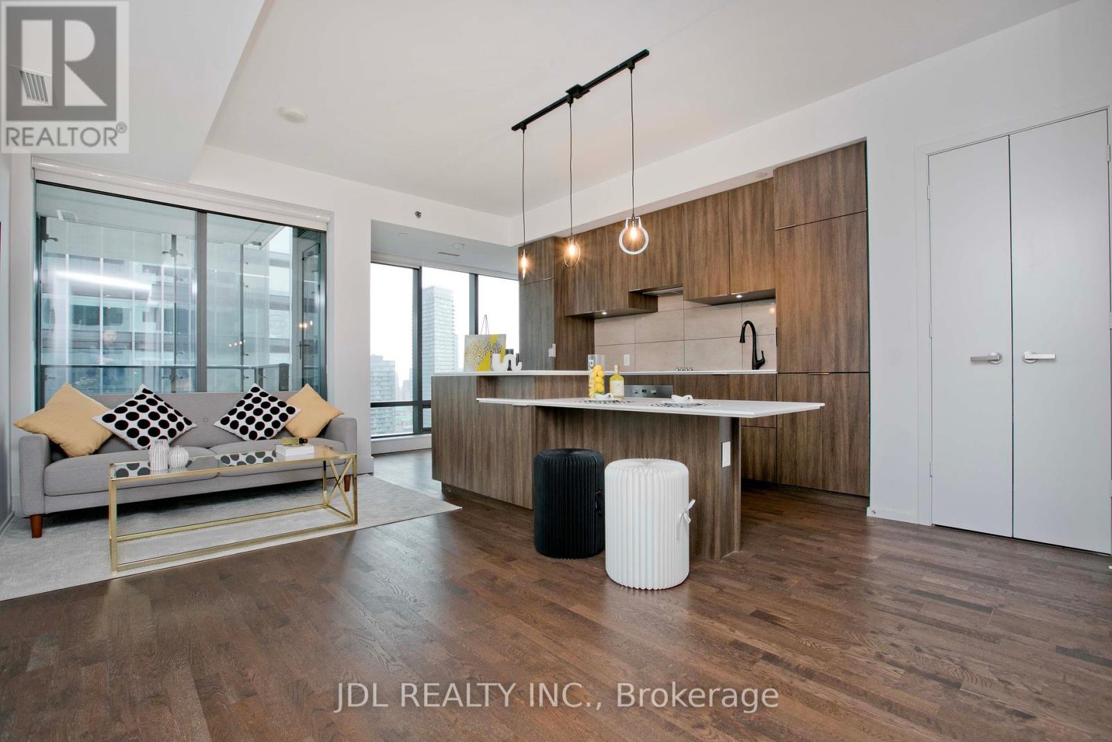 Photo 15 of 2904 5 St Joseph Street, Toronto ON