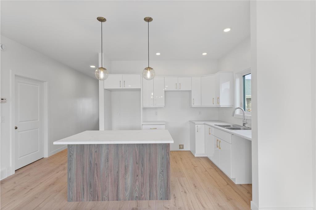Photo 5 of C 5 Rue Danka Street, St Malo MB