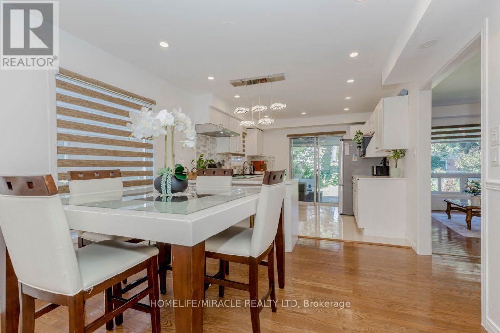 Photo 15 of 6593 Edenwood Drive, Mississauga ON