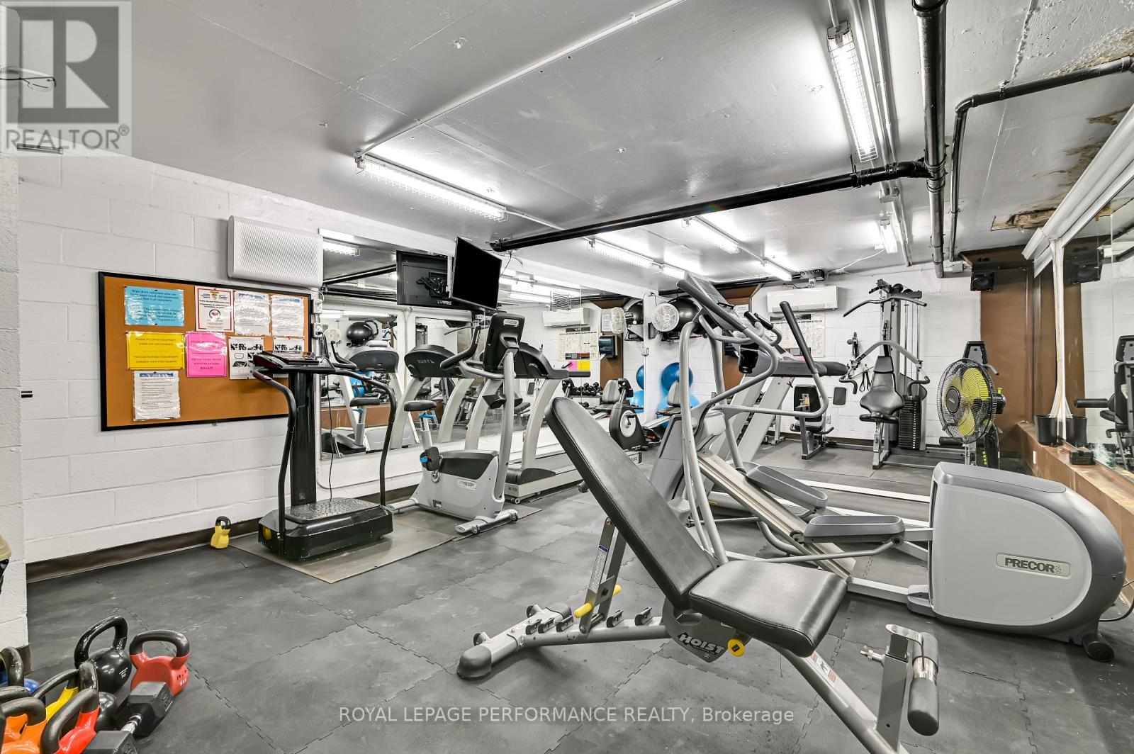 Photo 25 of 202 158 B Mcarthur Avenue, Ottawa ON