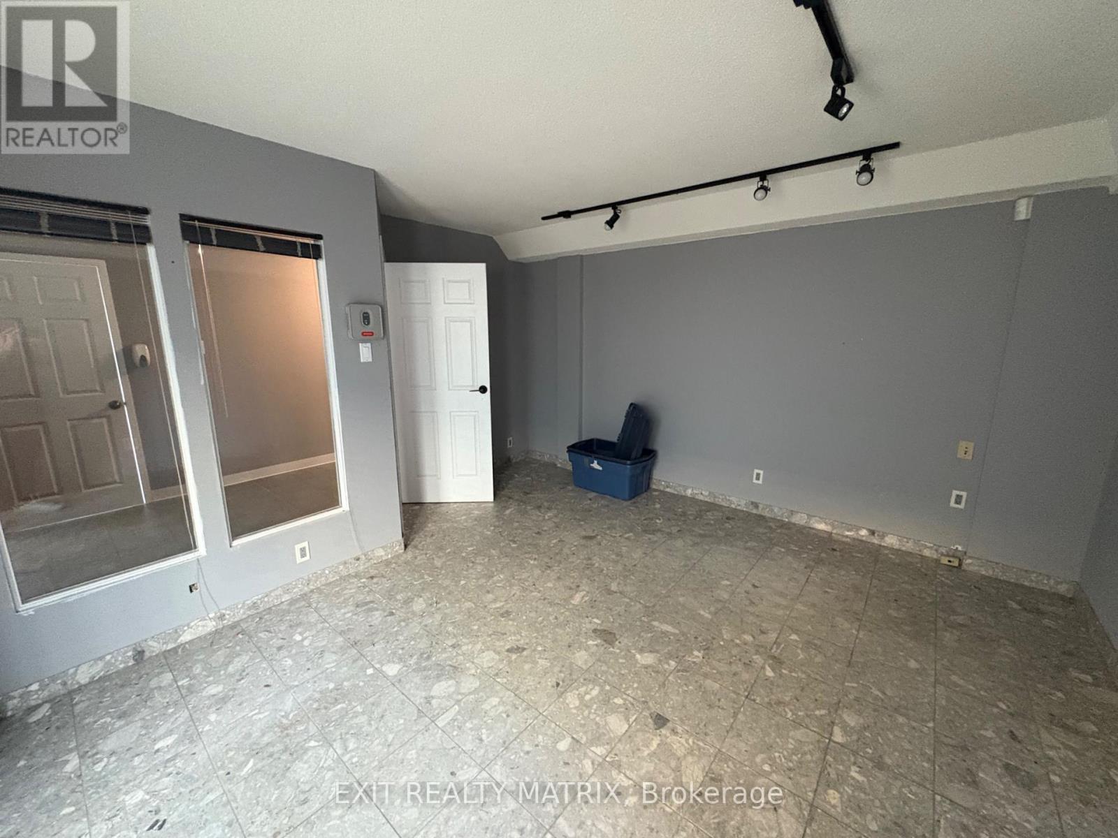 Photo 1 of 35 1010 Polytek Street, Ottawa ON