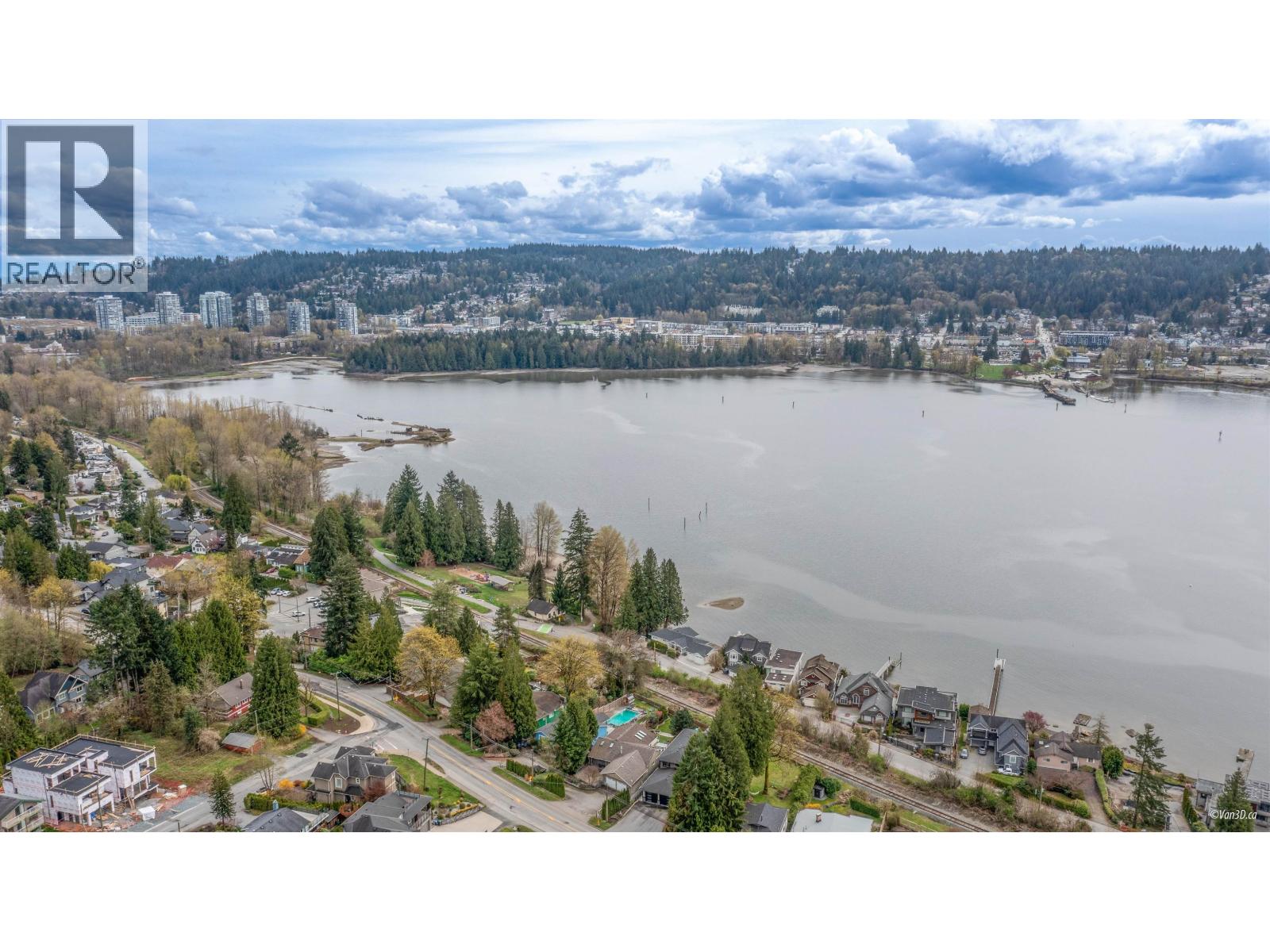 Photo 37 of 663 Foresthill Place, Port Moody BC
