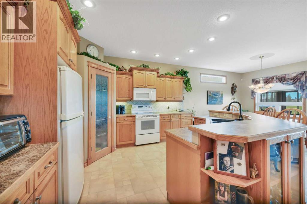 Photo 22 of 160 Daniel Crescent, Red Deer AB