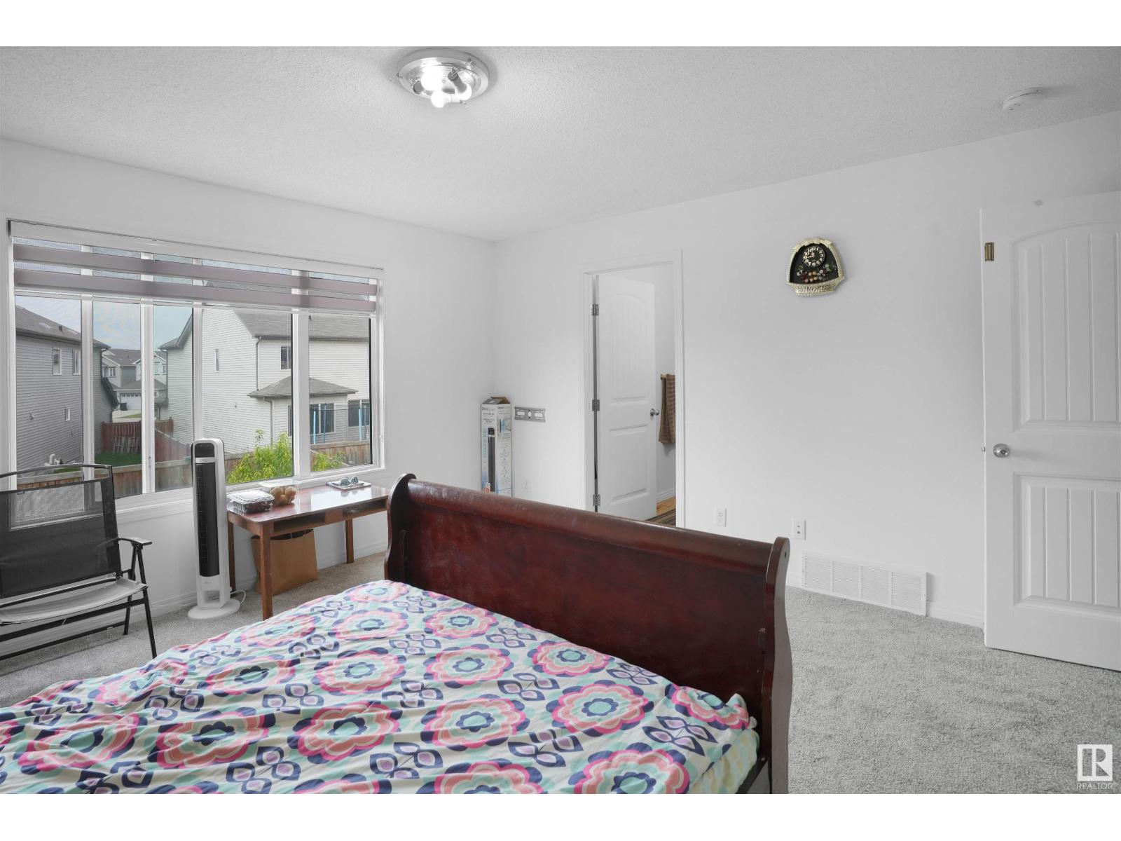 Photo 1 of 1932 51 St Sw, Edmonton AB
