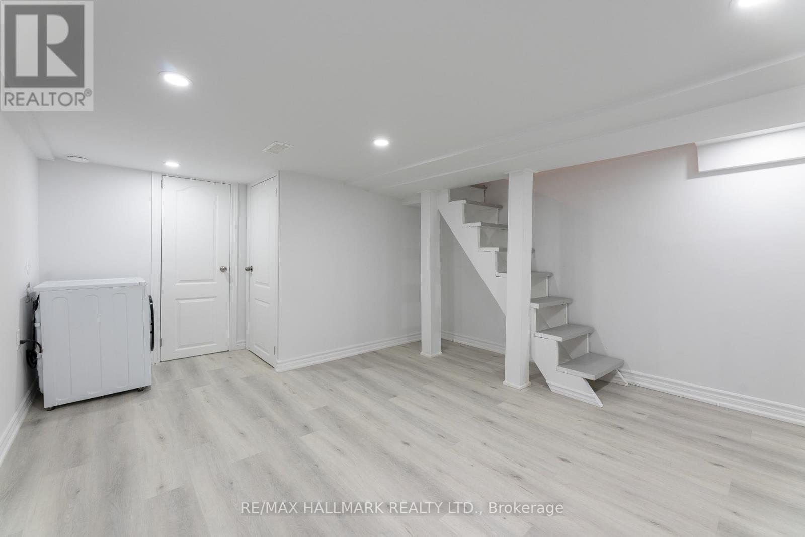 Photo 16 of 106 Willow Avenue, Toronto ON