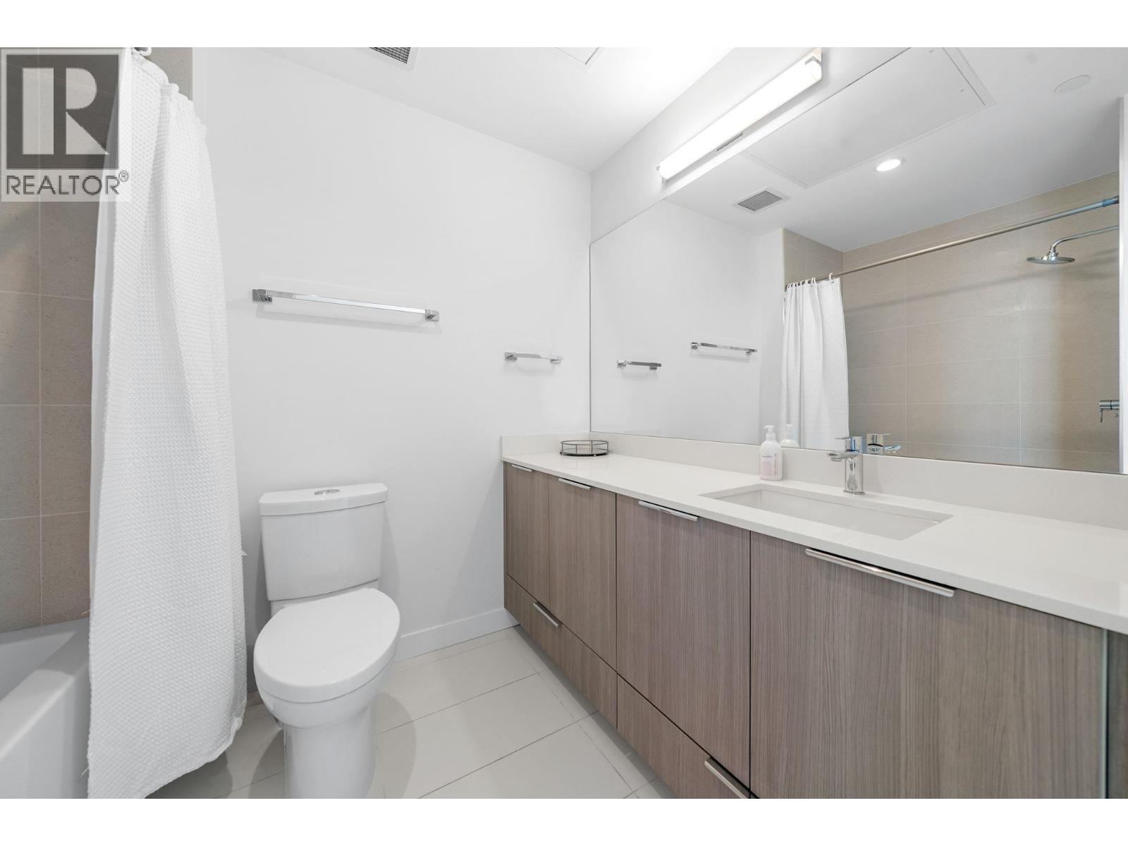 Photo 2 of 2702 1401 Hunter Street, North Vancouver BC