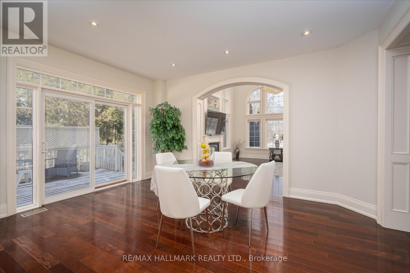Photo 37 of 92 Hill Crescent, Toronto ON