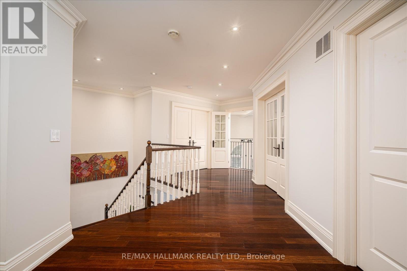 Photo 41 of 92 Hill Crescent, Toronto ON