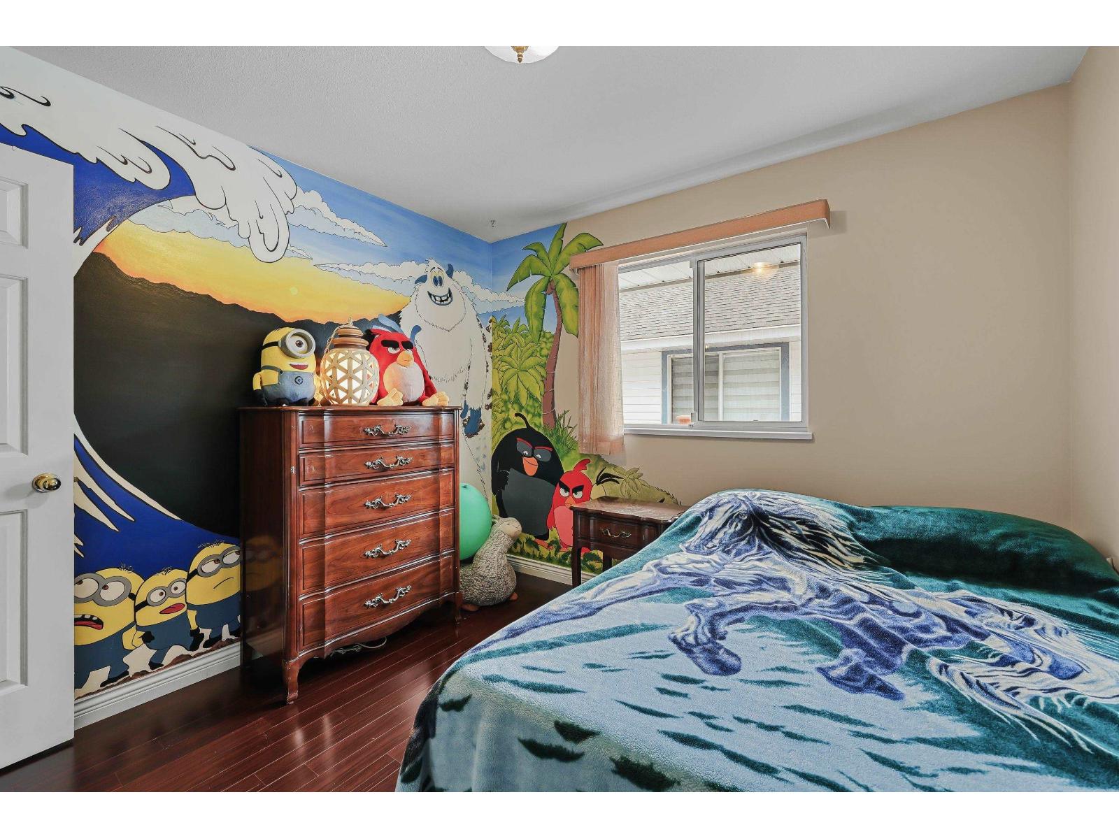 Photo 10 of 6041 186 Street, Surrey BC