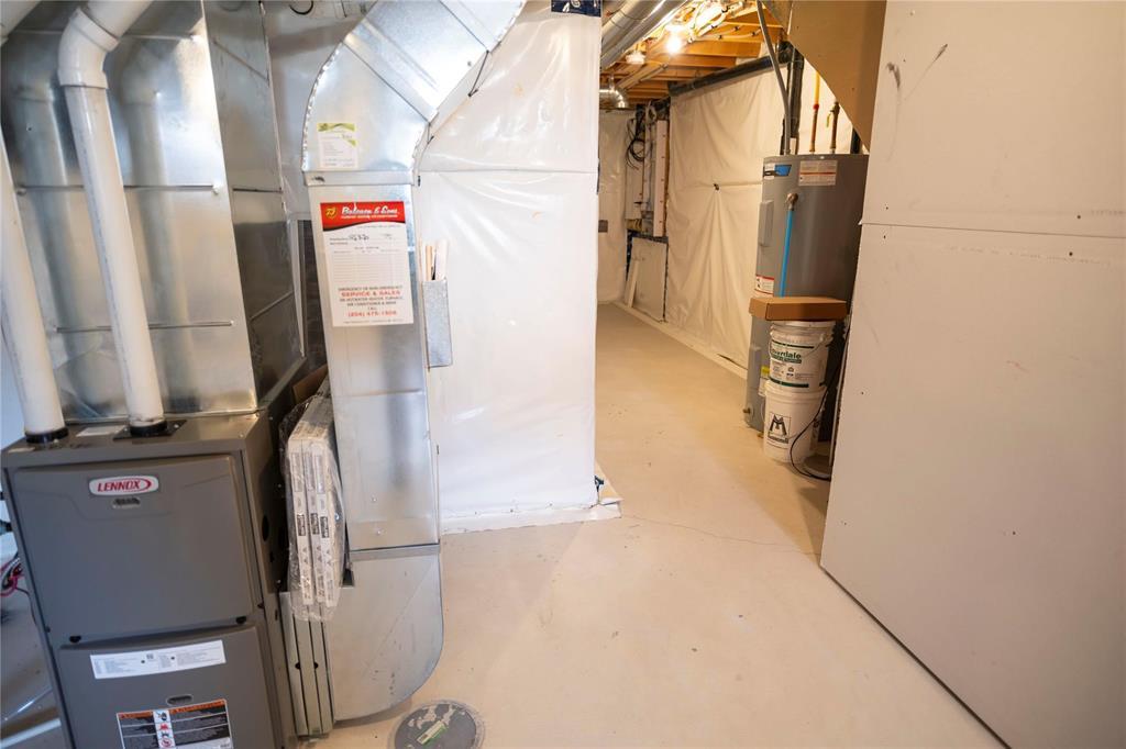 Photo 3 of 131 Arbourwood Court, Winnipeg MB