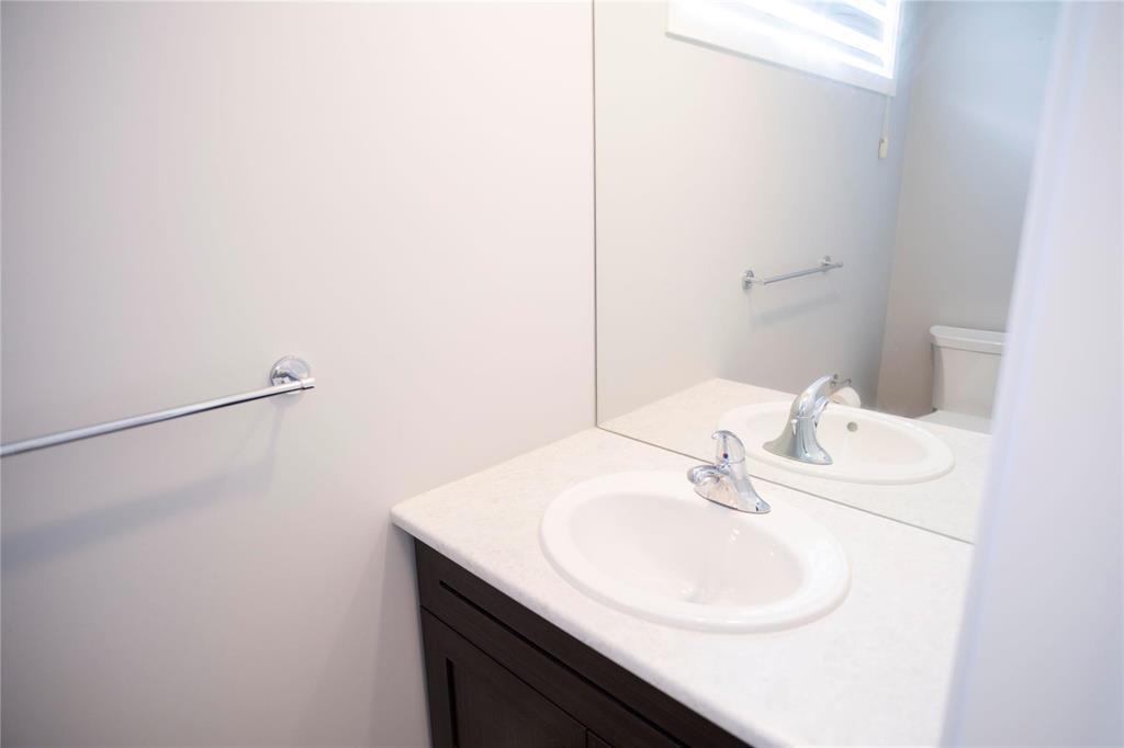 Photo 23 of 131 Arbourwood Court, Winnipeg MB