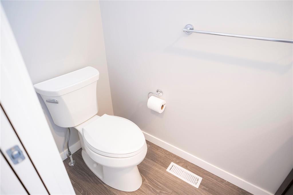 Photo 20 of 131 Arbourwood Court, Winnipeg MB