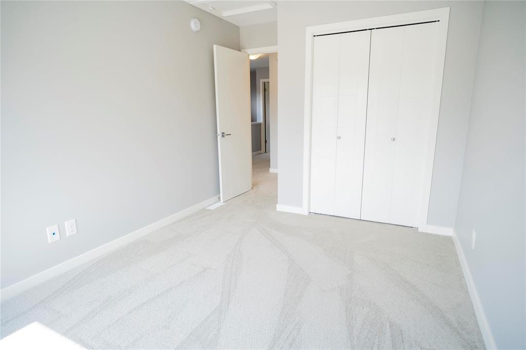 Photo 12 of 131 Arbourwood Court, Winnipeg MB