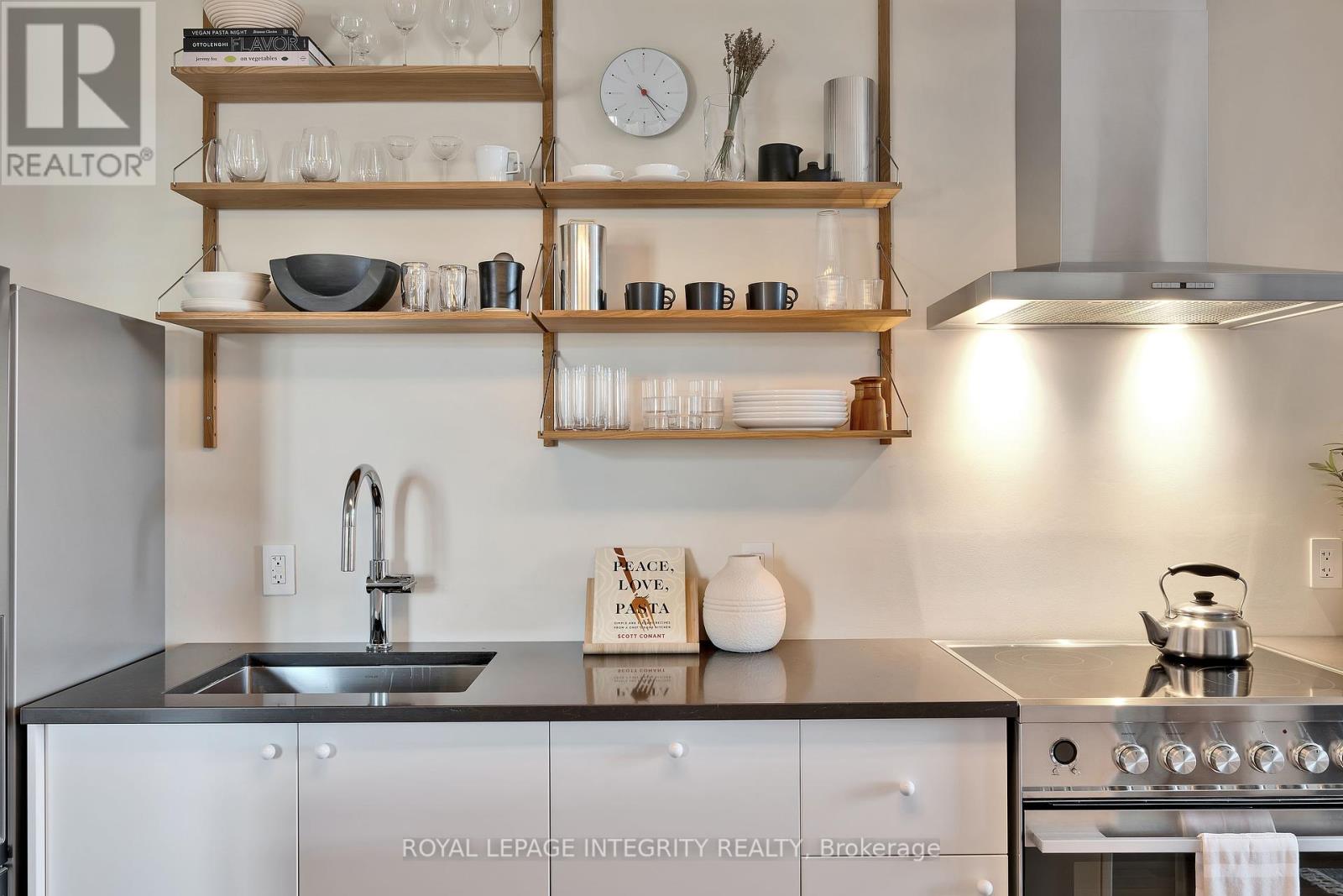 Photo 21 of 507 429 Kent Street, Ottawa ON