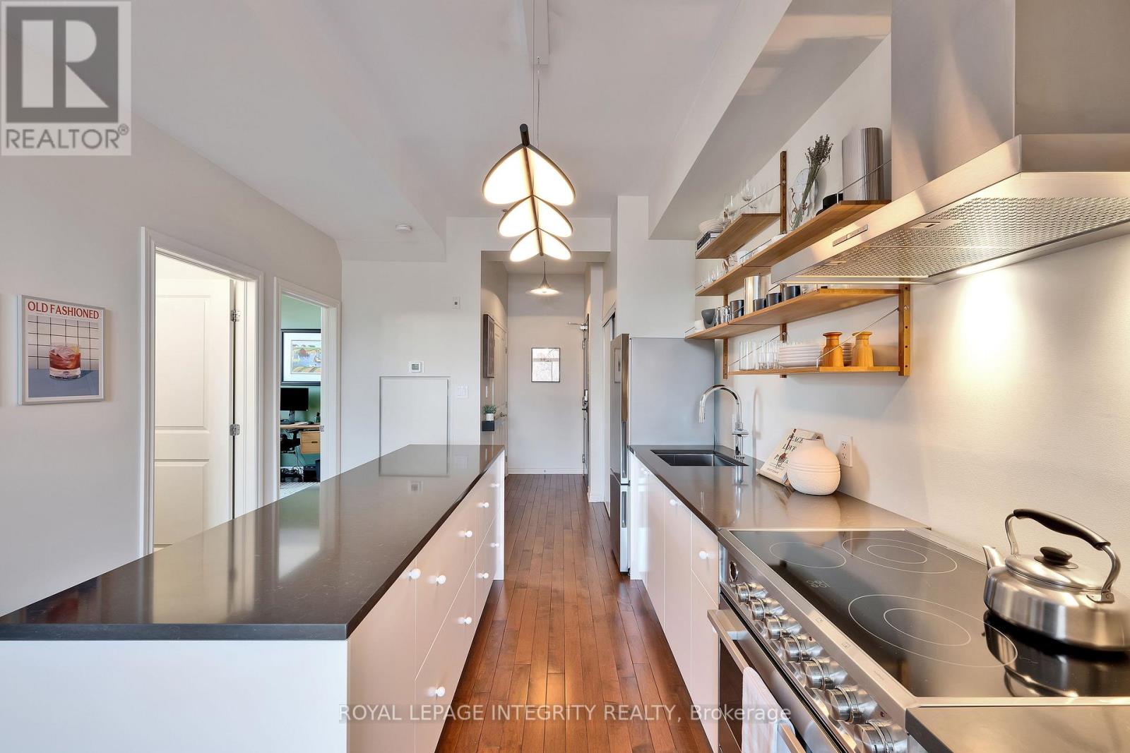 Photo 22 of 507 429 Kent Street, Ottawa ON
