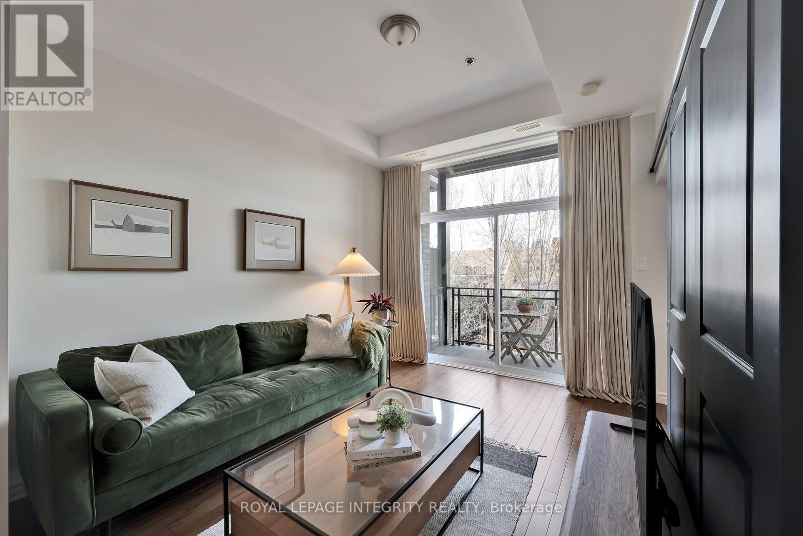 Photo 14 of 507 429 Kent Street, Ottawa ON
