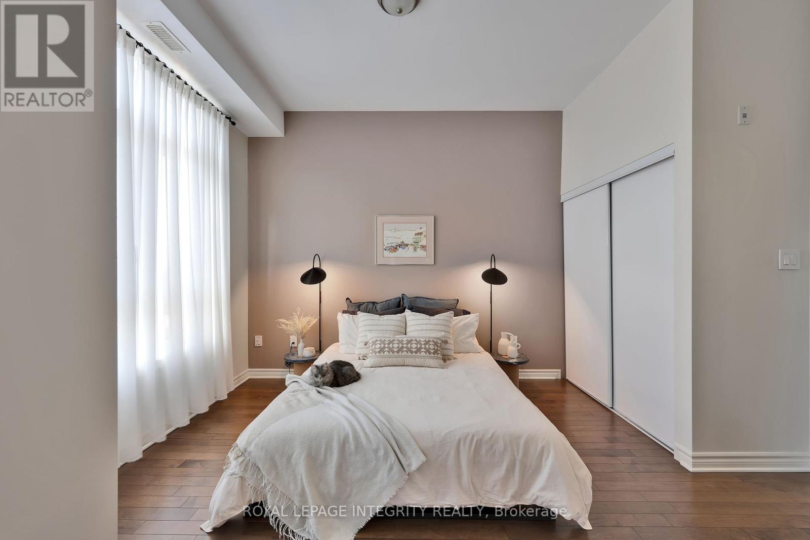 Photo 7 of 507 429 Kent Street, Ottawa ON