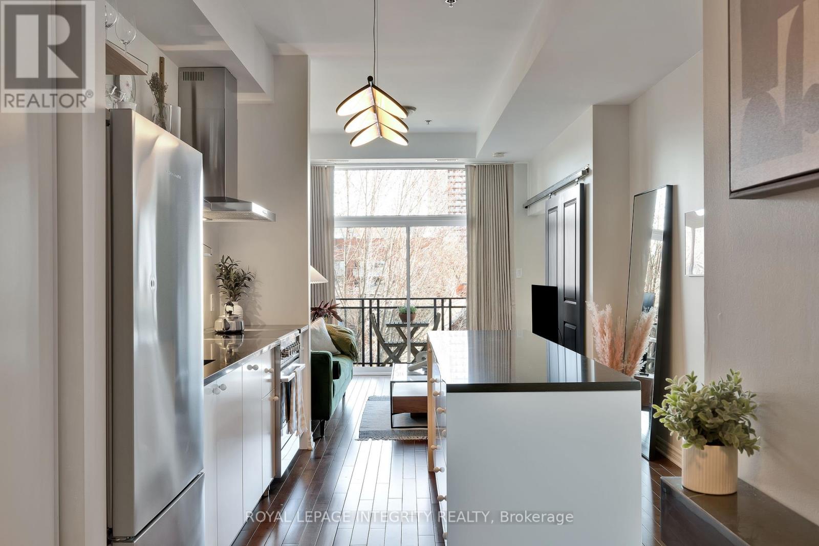 Photo 19 of 507 429 Kent Street, Ottawa ON