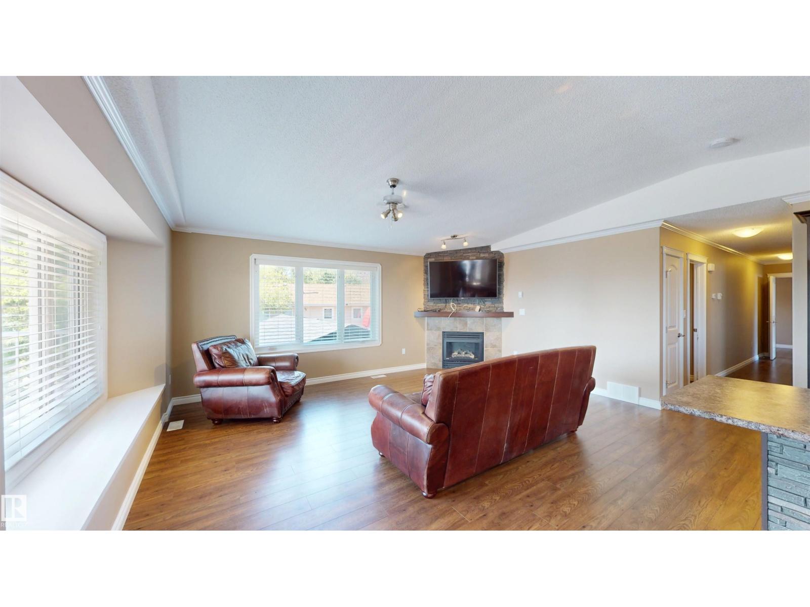 Photo 19 of 525 5 St, Rural Lac Ste Anne County AB