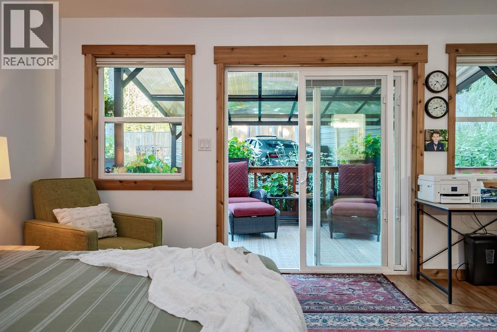 790 & 794 LEWIS Road, Harrop