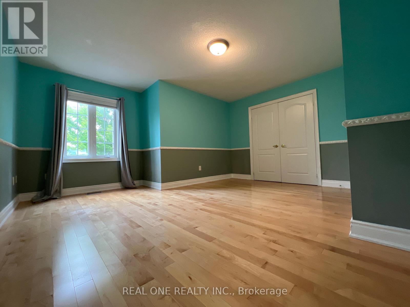 Photo 7 of 58 Gordon Weeden Road, Markham ON
