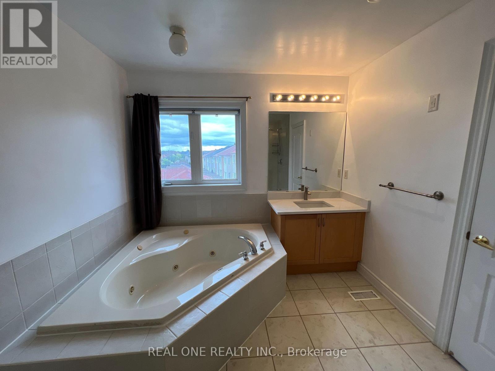 Photo 1 of 58 Gordon Weeden Road, Markham ON