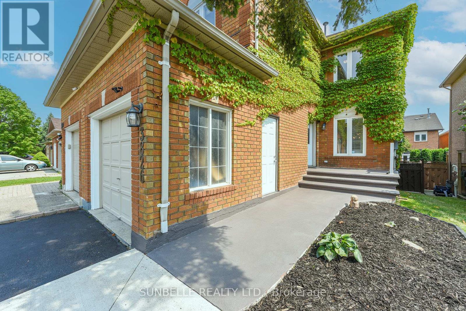Photo 13 of 3826 Allcroft Road, Mississauga ON