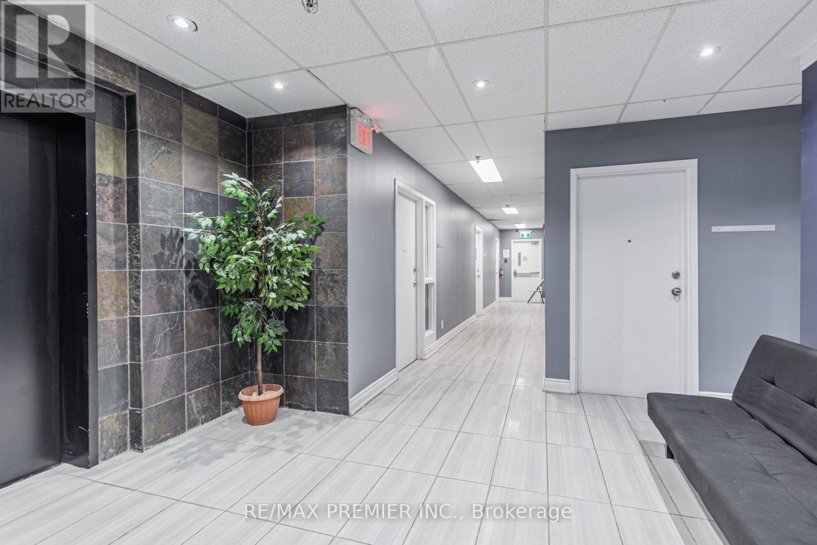Photo 11 of N 214 880 Ellesmere Road, Toronto ON
