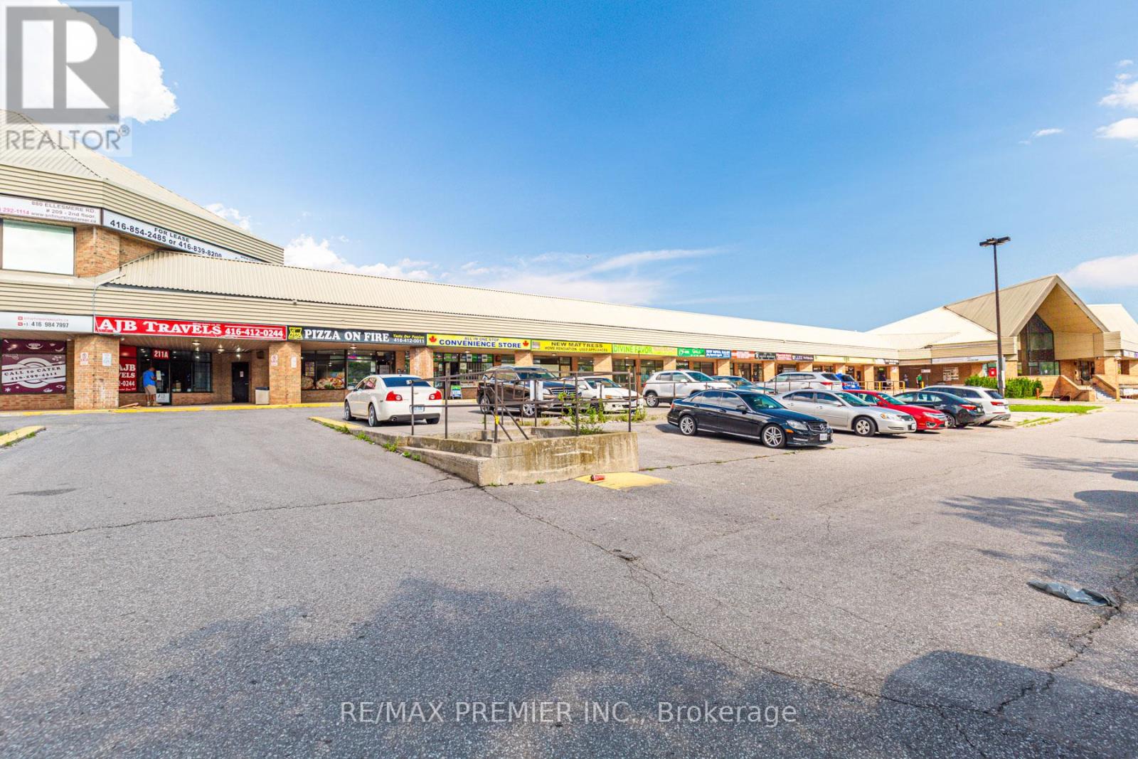 Photo 8 of N 214 880 Ellesmere Road, Toronto ON
