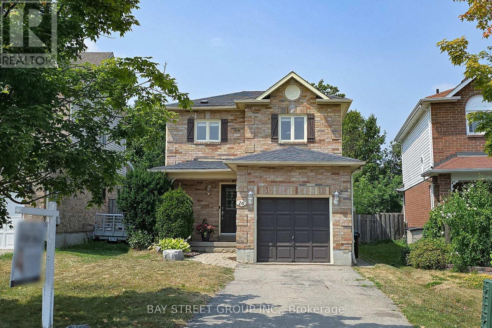 Photo 35 of 16 Bates Court, Barrie ON