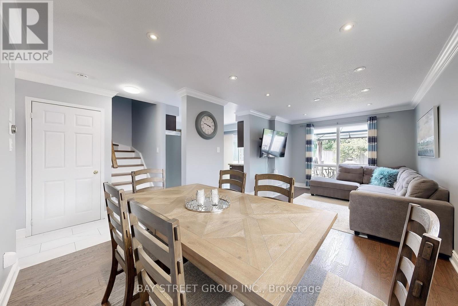 Photo 13 of 16 Bates Court, Barrie ON