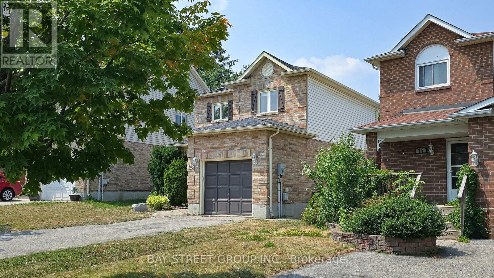 Photo 38 of 16 Bates Court, Barrie ON